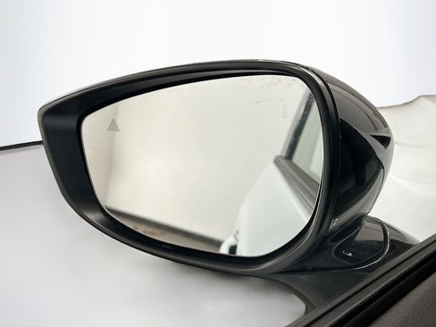 Used 2025 MAZDA CX-50 AWD 2.5 S w/ Premium Plus Pkg image 16