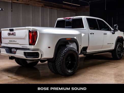 Used 2023 GMC Sierra 3500 Denali w/ Denali Ultimate Package image 10