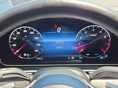 Used 2024 Mercedes-Benz GLE 350 4MATIC image 23