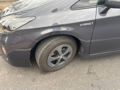 Used 2012 Toyota Prius Three image 10