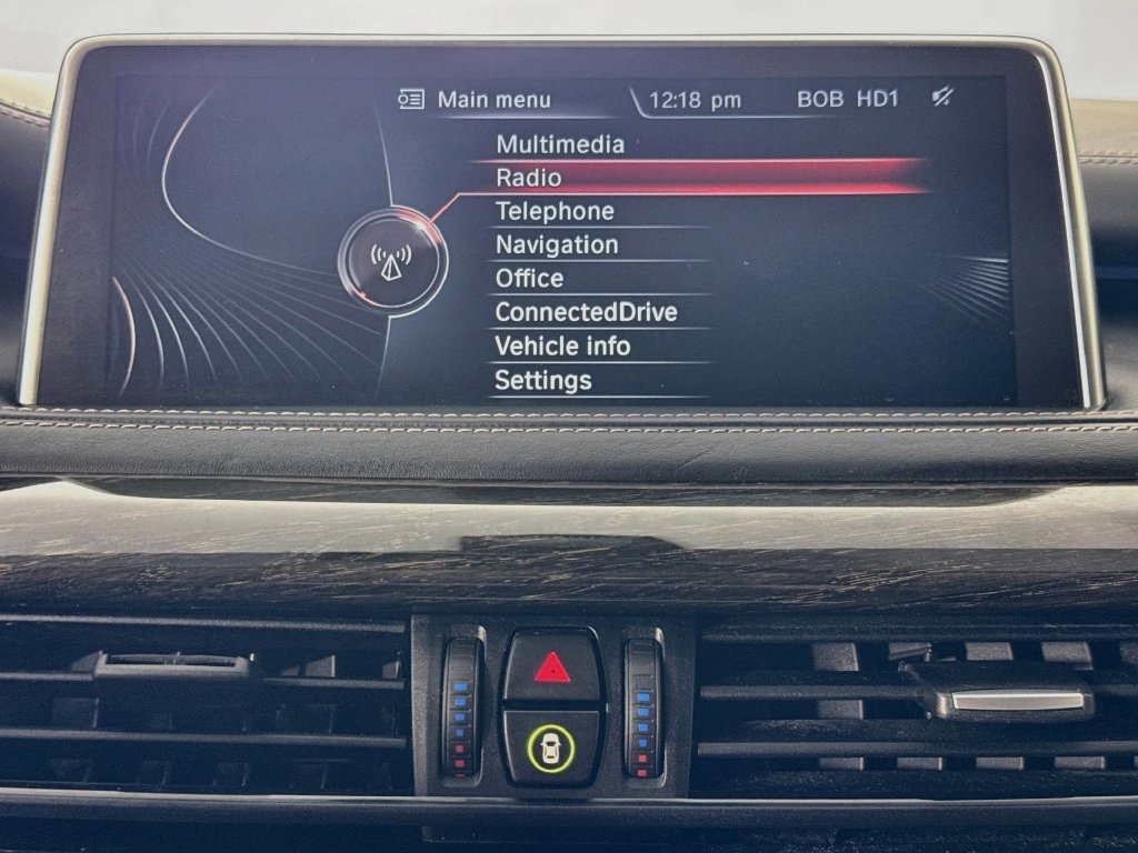 Used 2016 BMW X5 xDrive40e AWD/4WD image 19