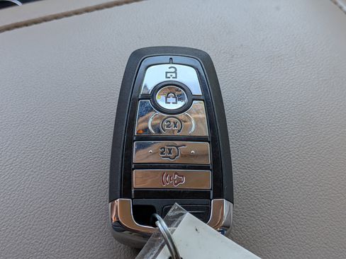 Used 2023 Lincoln Aviator 2WD w/ Premium Package image 35