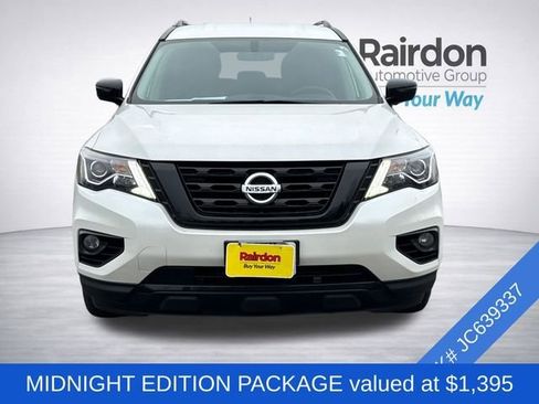Used 2018 Nissan Pathfinder SL w/ Midnight Edition Package image 2