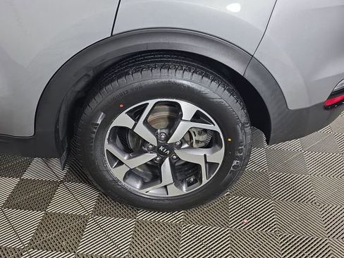 Used 2022 Kia Sportage LX FWD image 17