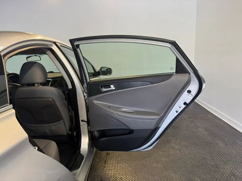 Used 2011 Hyundai Sonata GLS FWD image 26