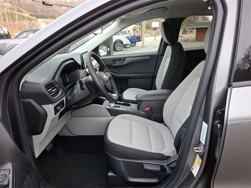 New 2025 Ford Escape Active w/ Cold Weather Package image 6