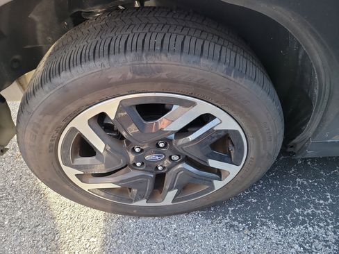 Used 2025 Subaru Forester Limited w/ Popular Package #2 image 8