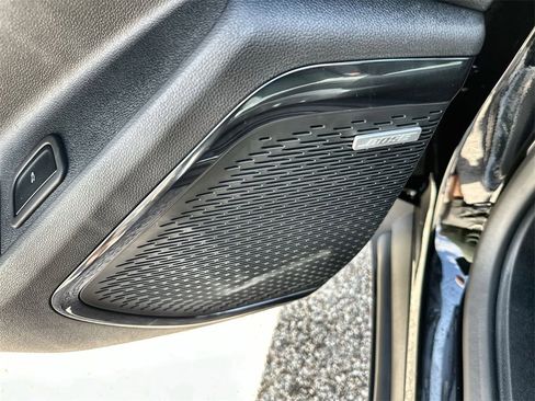 New 2026 GMC Acadia AT4 w/ Luxury Package image 23