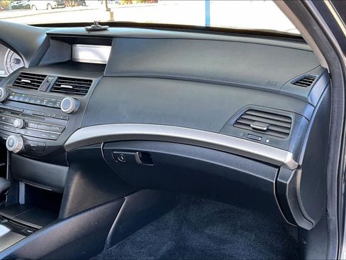 Used 2011 Honda Accord SE image 18