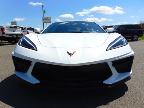 Used 2022 Chevrolet Corvette Stingray Preferred Cpe w/ Z51 Performance Package image 3