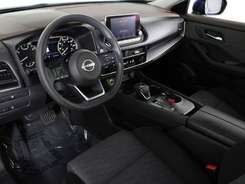 Certified 2023 Nissan Rogue SV FWD image 19