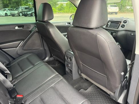 Used 2012 Volkswagen Tiguan S FWD image 26