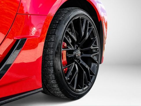 Used 2016 Chevrolet Corvette Z06 w/ 3LZ Preferred Equipment Group RWD image 54