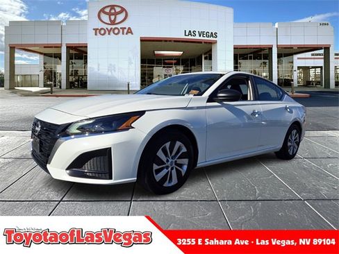 Used 2025 Nissan Altima 2.5 S image 1