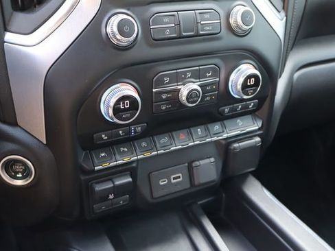 Used 2021 GMC Sierra 1500 SLT AWD/4WD image 26