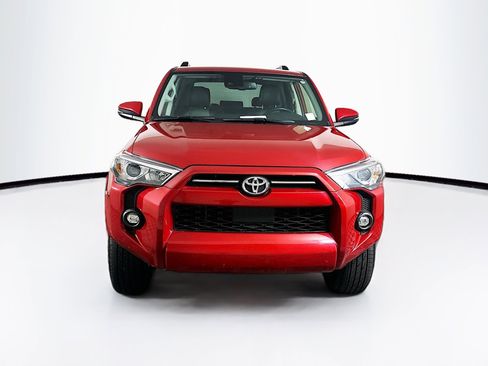 Used 2024 Toyota 4Runner SR5 Premium image 2