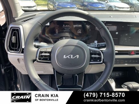 New 2025 Kia Sorento S image 12