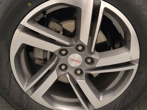 Used 2018 GMC Terrain SLT w/ Preferred Package FWD image 31