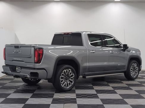 Used 2026 GMC Sierra 1500 Denali Ultimate AWD/4WD image 7
