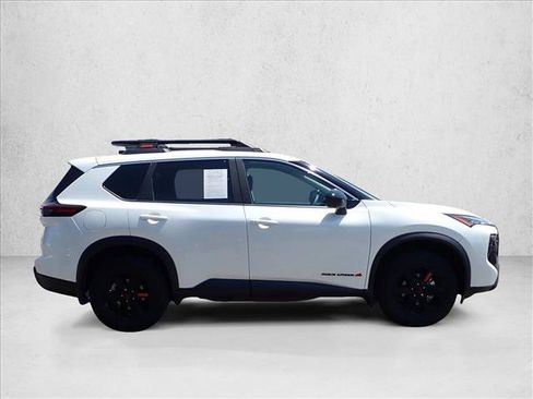 Used 2026 Nissan Rogue SV AWD/4WD image 5