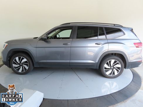 Used 2024 Volkswagen Atlas SE image 8