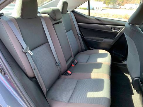 Used 2019 Toyota Corolla LE image 4