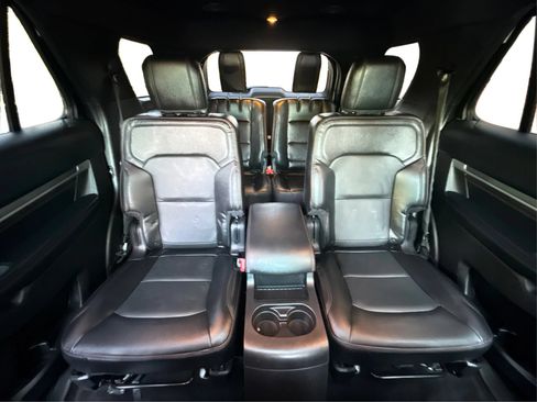 Used 2016 Ford Explorer Sport w/ Equipment Group 401A AWD/4WD image 28