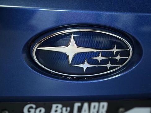 Used 2025 Subaru Crosstrek 2.0i Premium image 11