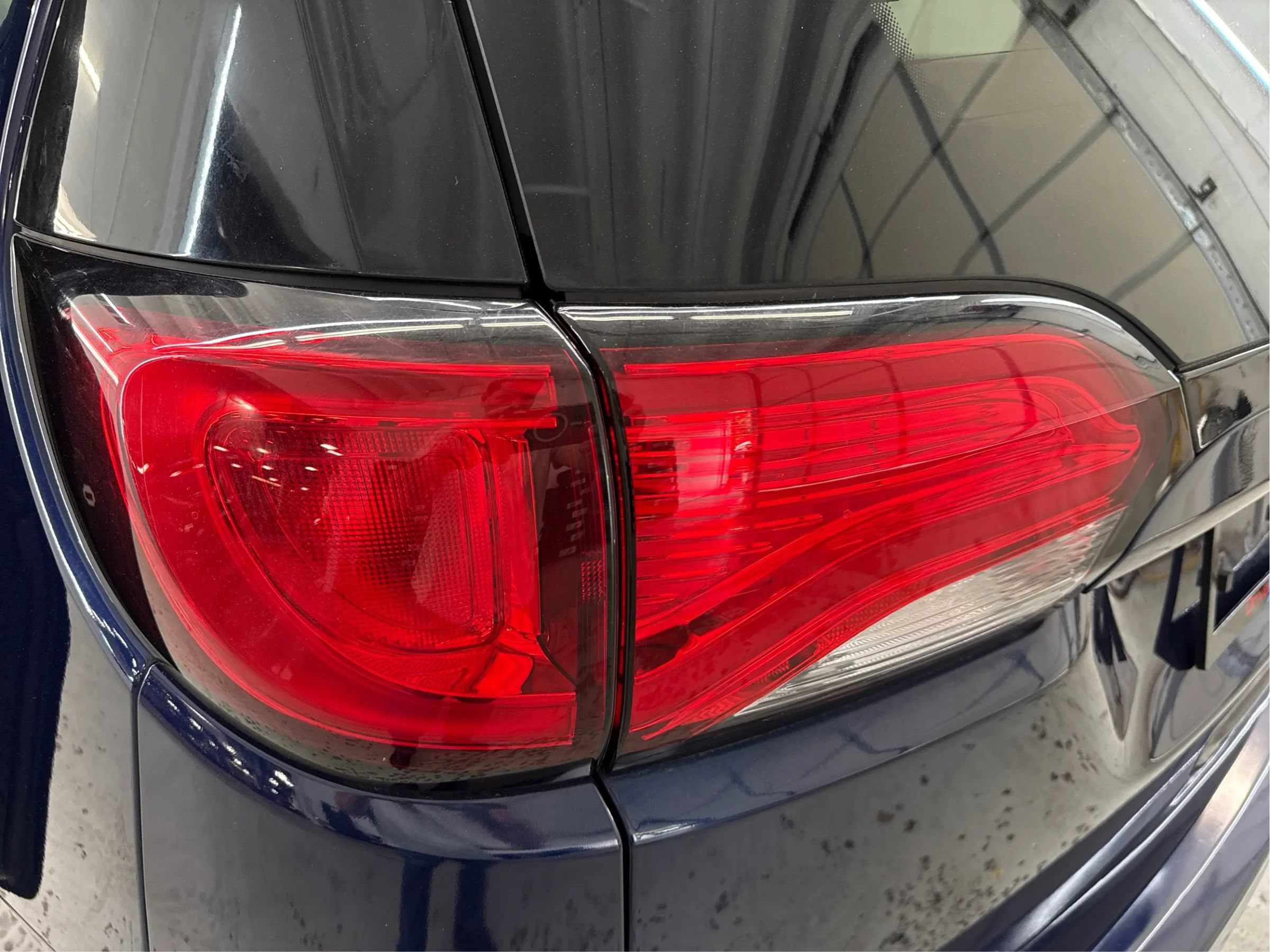 Used 2019 Chrysler Pacifica Touring-L FWD image 32