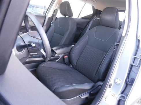 Used 2021 Nissan Kicks SV image 15