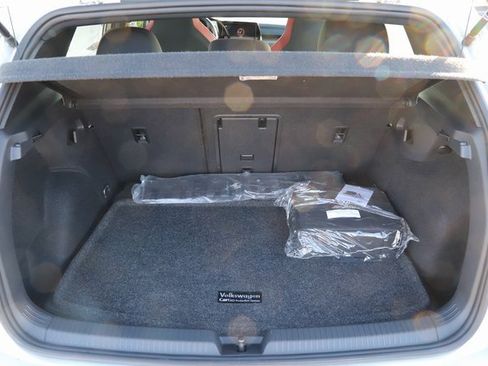 Used 2023 Volkswagen GTI Autobahn image 8