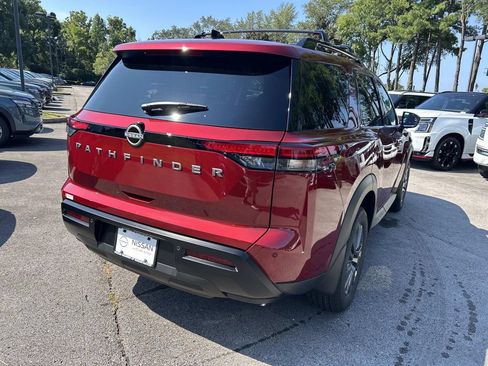New 2026 Nissan Pathfinder SV w/ Lighting Package FWD image 7