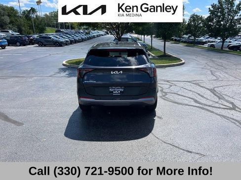 Certified 2026 Kia Sportage LX FWD image 13