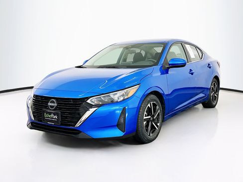 Used 2024 Nissan Sentra SV image 3