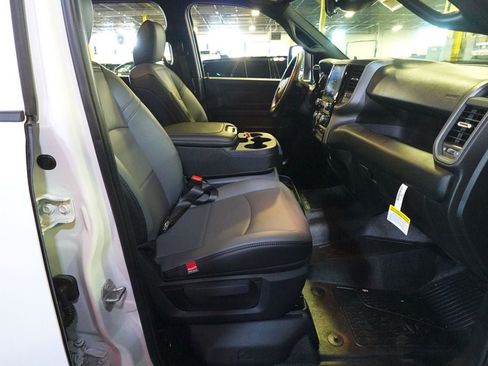 New 2026 RAM 5500 Tradesman AWD/4WD image 28