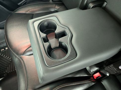 Used 2019 Jeep Compass Limited image 33