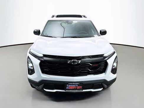 New 2026 Chevrolet Equinox RS w/ Convenience Package III FWD image 2