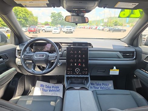 Used 2026 GMC Terrain AT4 w/ LPO, Floor Liner Package AWD/4WD image 15