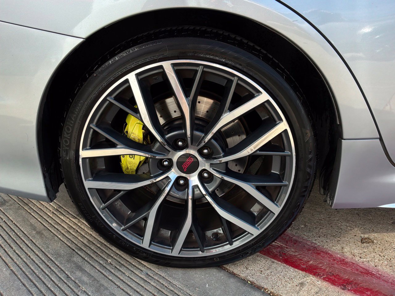 Used 2020 Subaru WRX STI AWD/4WD image 9