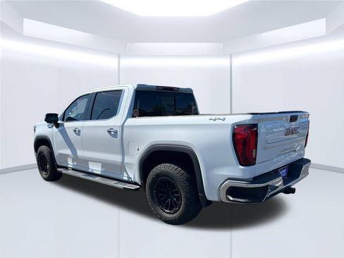 Used 2024 GMC Sierra 1500 SLT w/ SLT Premium Plus Package AWD/4WD image 3