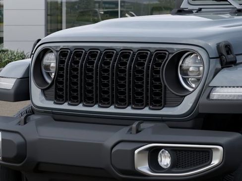 New 2026 Jeep Gladiator Sport AWD/4WD image 11