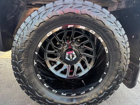 Used 2021 GMC Sierra 3500 Denali w/ Denali Ultimate Package AWD/4WD image 19