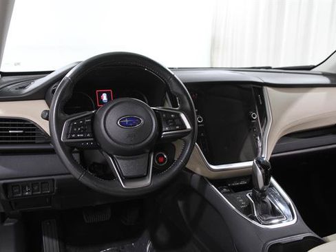 Used 2023 Subaru Outback Premium AWD/4WD image 6