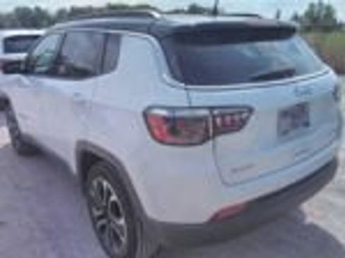 Used 2024 Jeep Compass Limited AWD/4WD image 5