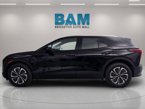 New 2025 Chevrolet Blazer EV LT image 4