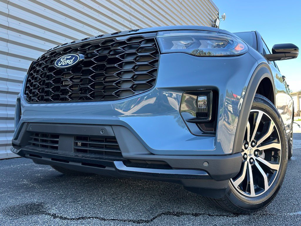 New 2027 Ford Explorer ST-Line AWD/4WD image 29