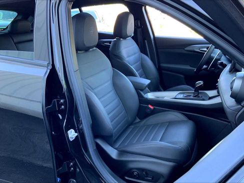 Used 2024 Alfa Romeo Tonale Veloce image 8