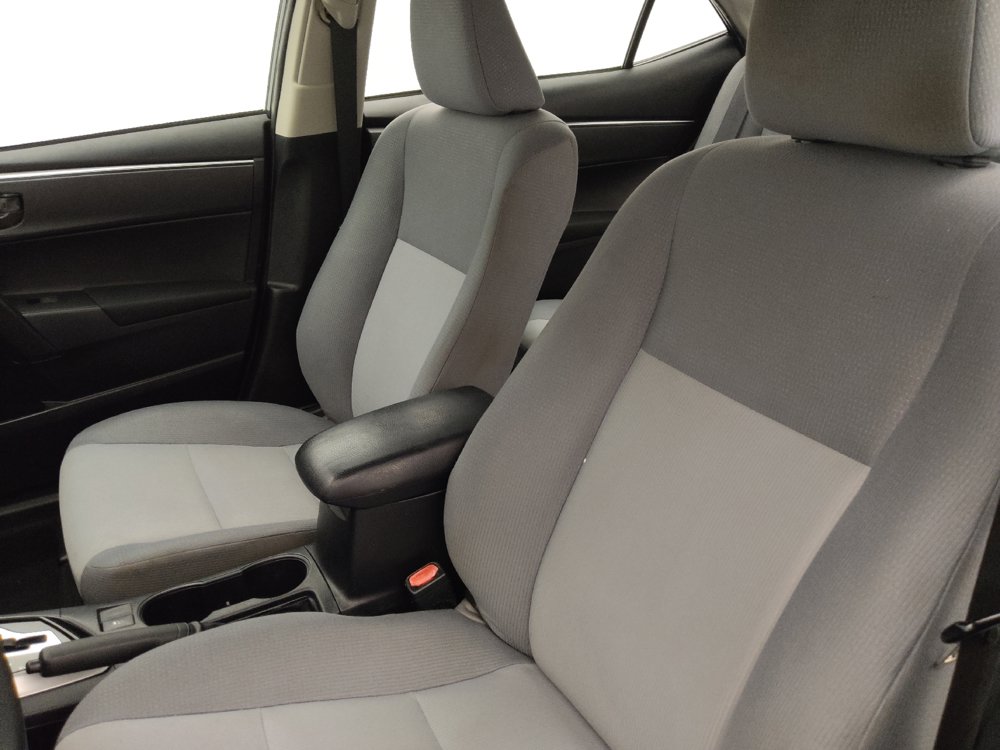 Used 2015 Toyota Corolla L FWD image 17