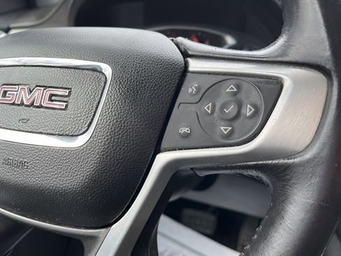 Used 2020 GMC Acadia SLT image 27