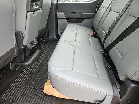 New 2025 Ford F450 XL image 19